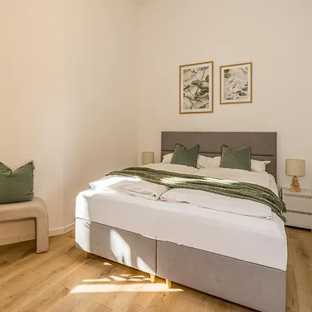 Lehastays - Buckau 13 I Kueche I Wlan I Smarttv I Innenhof * 마그데부르크