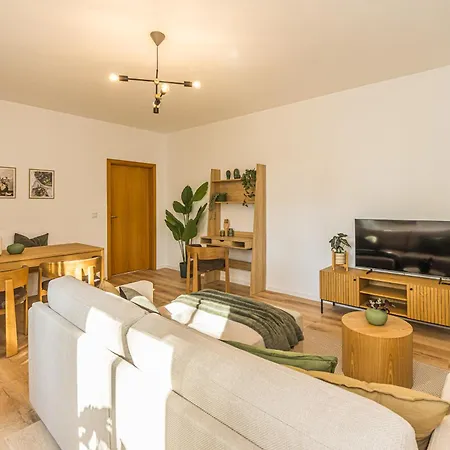 Lehastays - Buckau 13 I Kueche I Wlan I Smarttv I Innenhof * Magdeburg