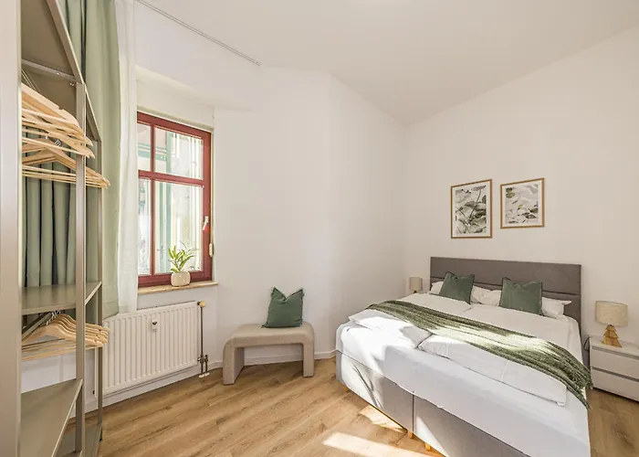 Lehastays - Buckau 13 I Kueche I Wlan I Smarttv I Innenhof