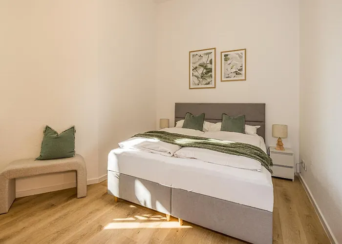 Lehastays - Buckau 13 I Kueche I Wlan I Smarttv I Innenhof * 마그데부르크